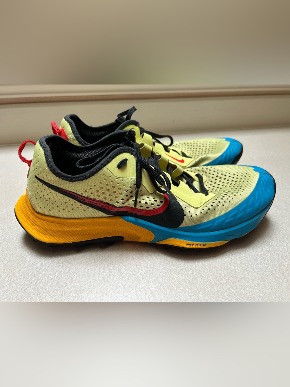 Nike Air Zoom Terra Kiger 7 in the "Limelight/Laser  | Men’s sz 11